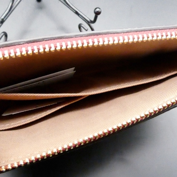 Coach Tan Cherry Double Zip Wallet - Picture 3 of 3